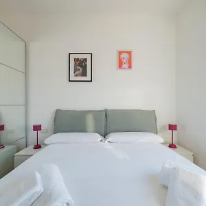 Loft Charme: Bilocale Con Balcone Appartamento Milano